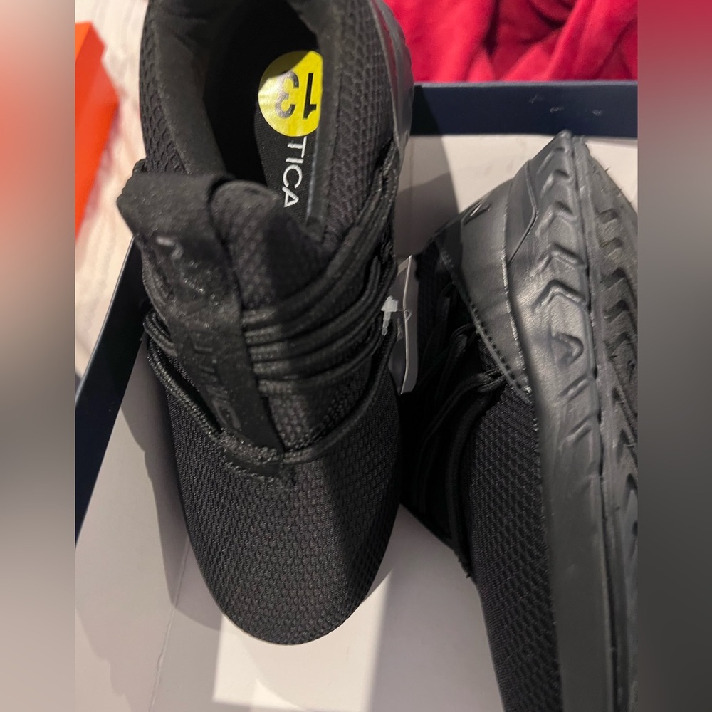 Nautica Men's Black Mesh Sneakers